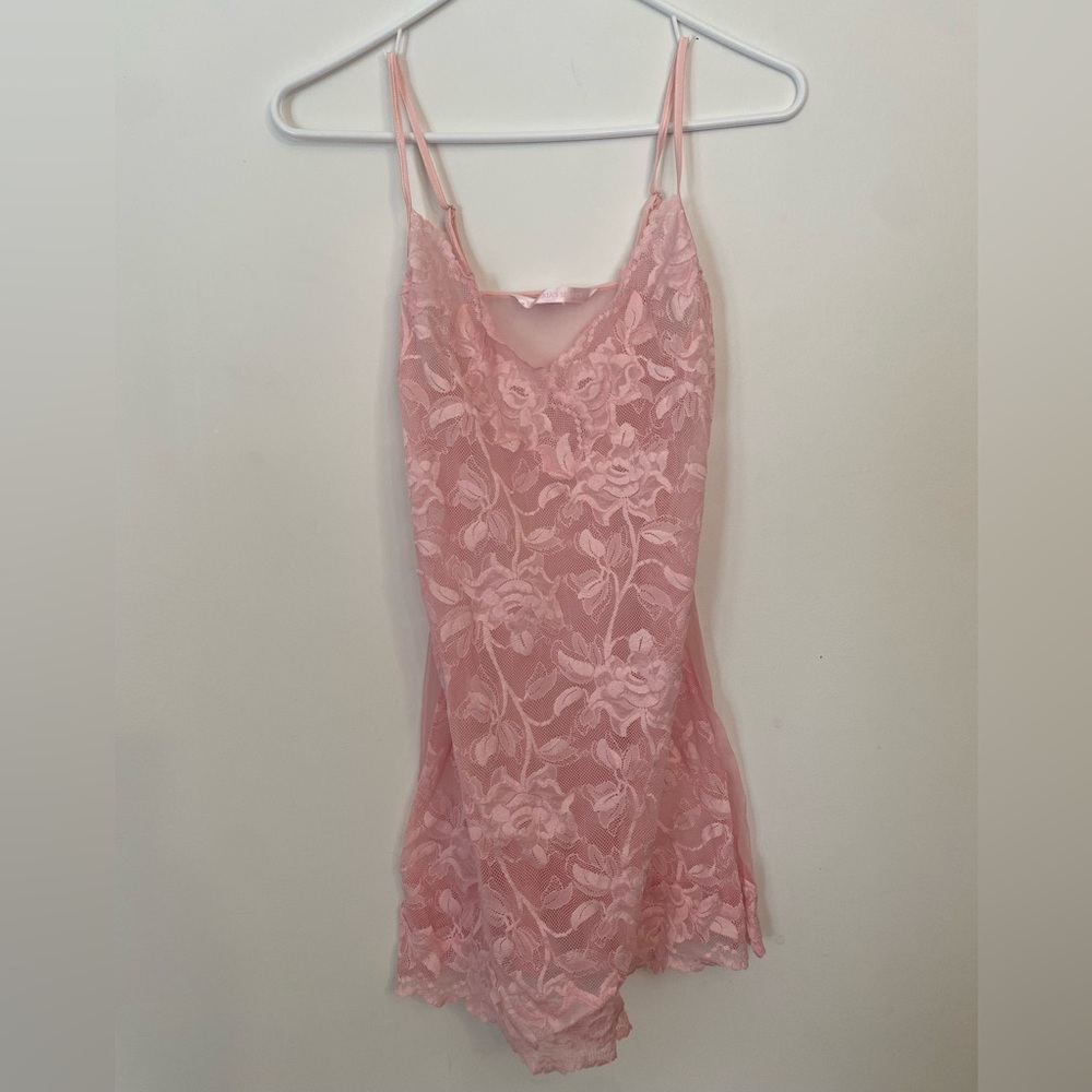 2005 Victoria’s Secret vintage Y2K pink floral lace & mesh chemise LIKE NEW